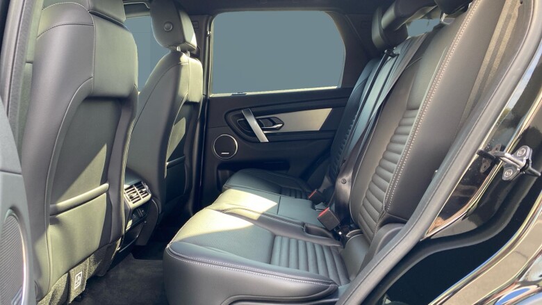 Land Rover Discovery Sport 2.0 D200 Dynamic SE 5dr Auto [7 Seat] Diesel Station Wagon